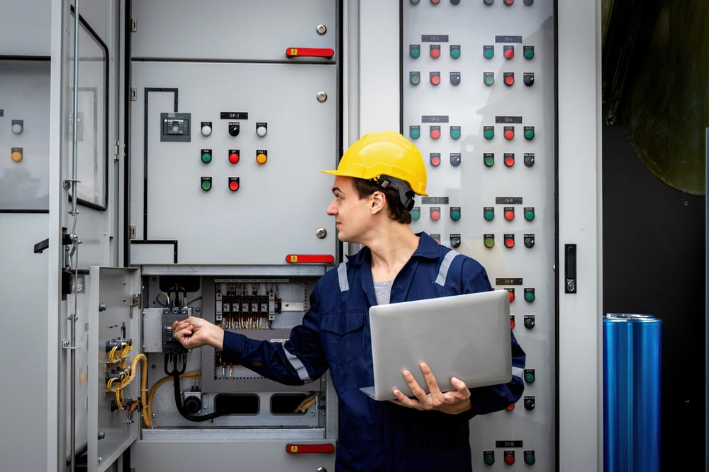 thi công tủ điện công nghiệp tại điện biên